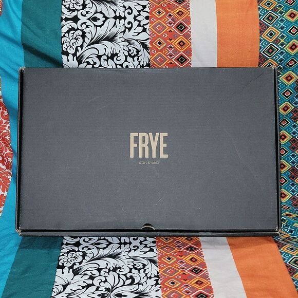 Frye Cora Roper Tall Back Riding  Boots in Box Size 6.5 - Picture 5 of 14